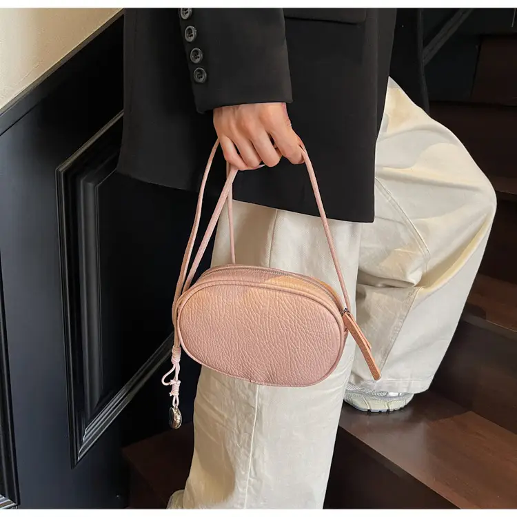 Beige Crossbody Phone Bag for Women Leather Luggage — feature 16