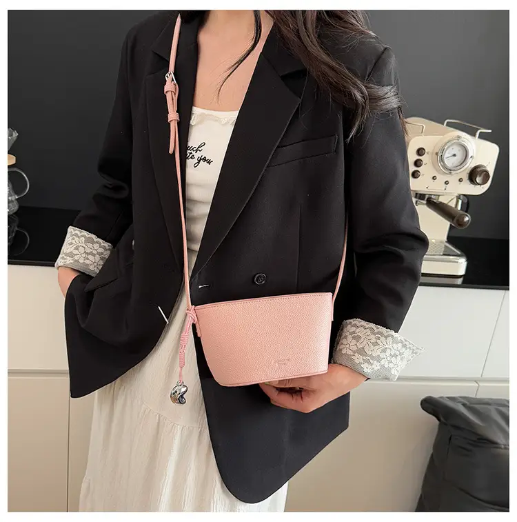 Yellow Leather Shoulder Bag for Women — feature 16