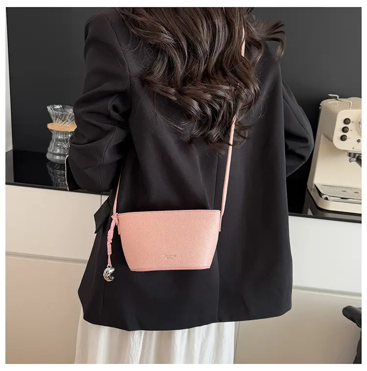 Yellow Leather Shoulder Bag for Women — feature 18