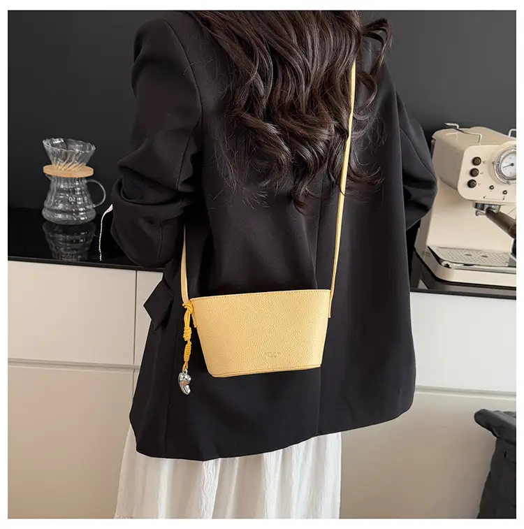 Yellow Leather Shoulder Bag for Women — feature 20