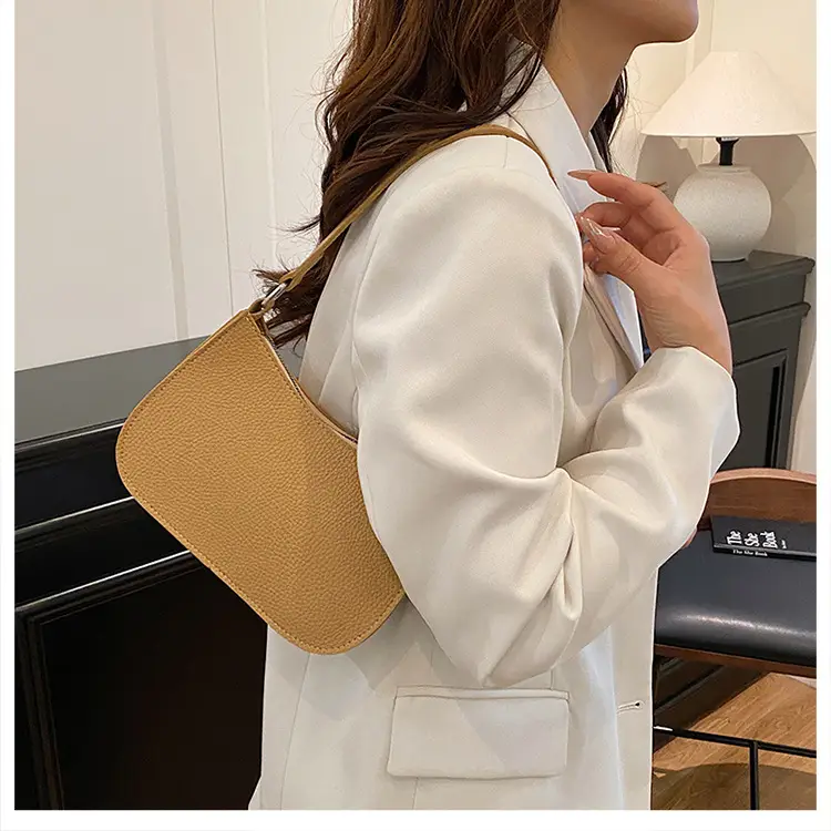New Women's Pebbled Shoulder Bag with Armpit Design — feature 12