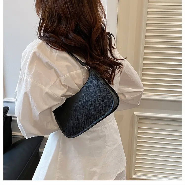 New Women's Pebbled Shoulder Bag with Armpit Design — feature 15