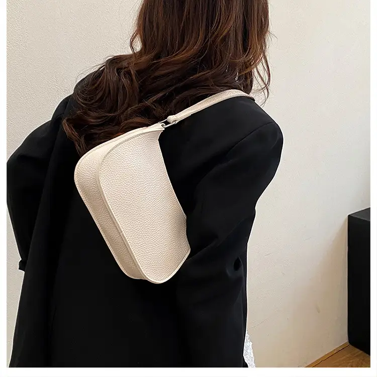 New Women's Pebbled Shoulder Bag with Armpit Design — feature 17