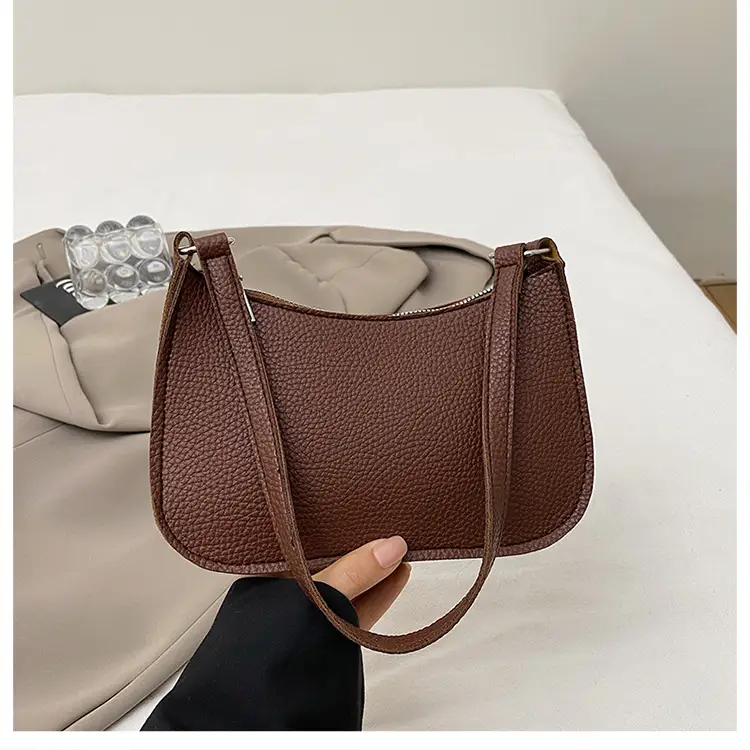 New Women's Pebbled Shoulder Bag with Armpit Design - Image 4