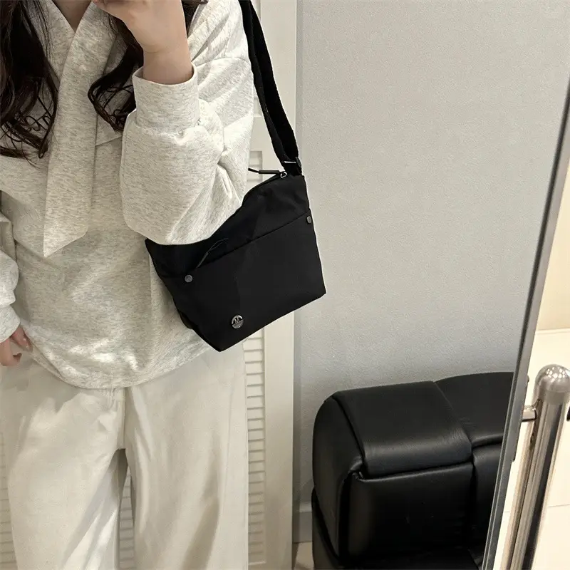 Women Crossbody Bag 2025 New Style Lightweight One Shoulder — feature 34