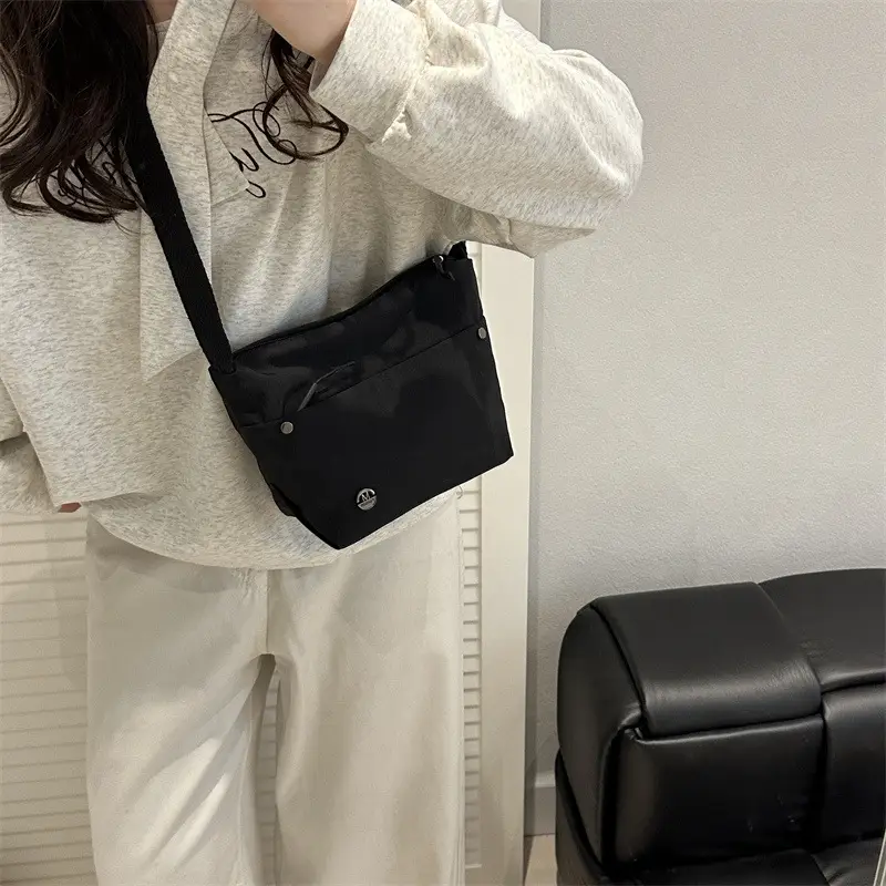 Women Crossbody Bag 2025 New Style Lightweight One Shoulder — feature 37
