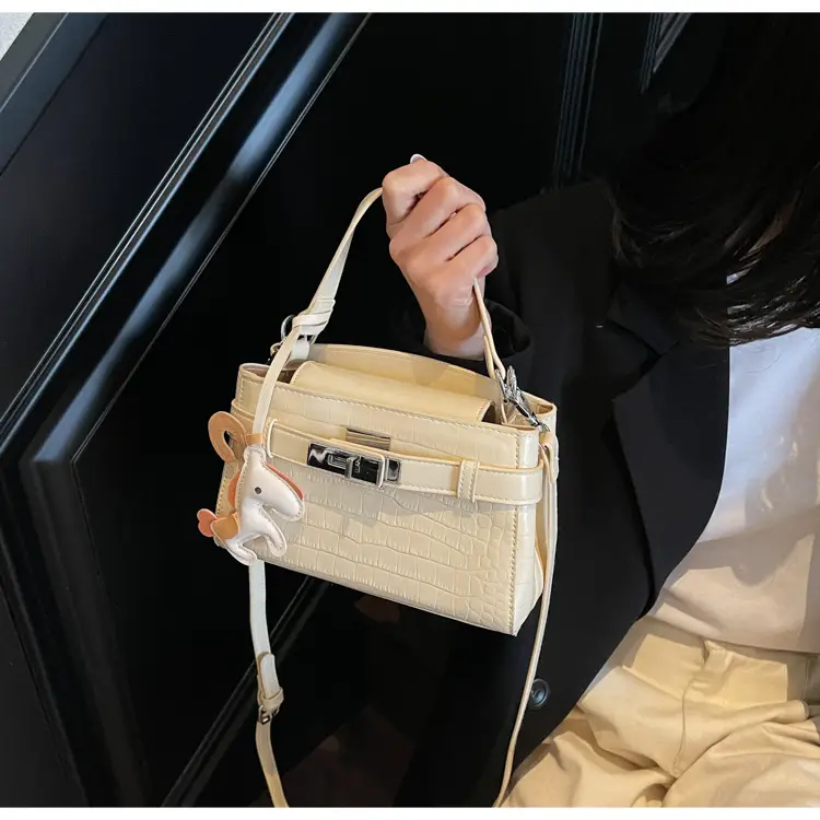 Women's Small Square Tan Shoulder Crossbody Bag 2025 — feature 14