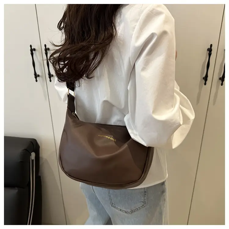 Women's Large Capacity Crossbody Bag Solid Color — feature 15