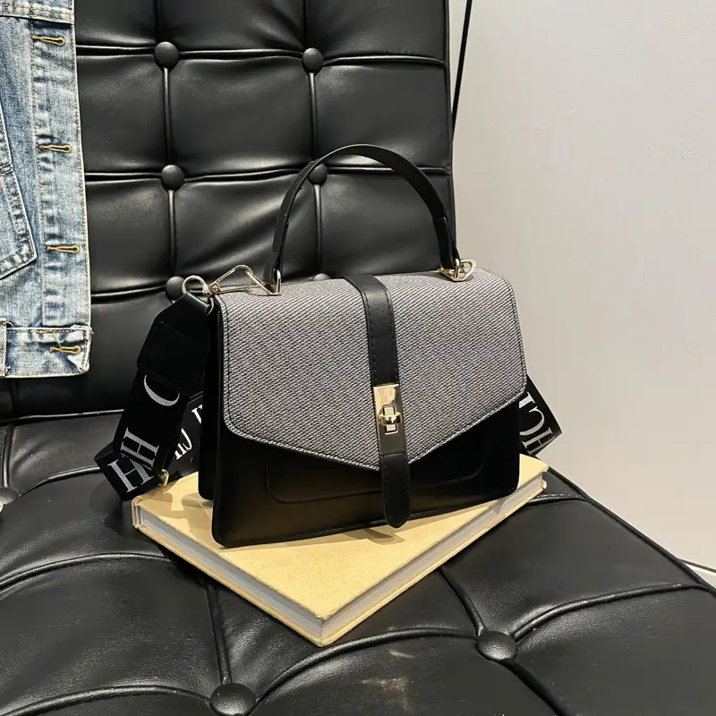 Small Diamond Encrusted Crossbody Bag for Women - Image 9
