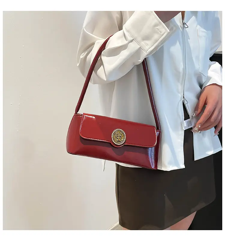 New French Style Retro Underarm Bag Women's Fashion Light Luxury Simple Hand Bag — feature 16