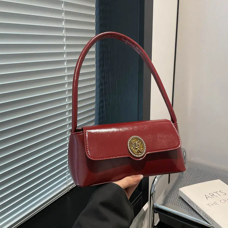 New French Style Retro Underarm Bag Women's Fashion Light Luxury Simple Hand Bag - Image 3