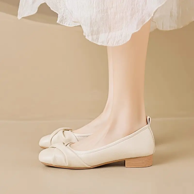 Women's Cream Flat Pumps Spring 2025 - Image 3