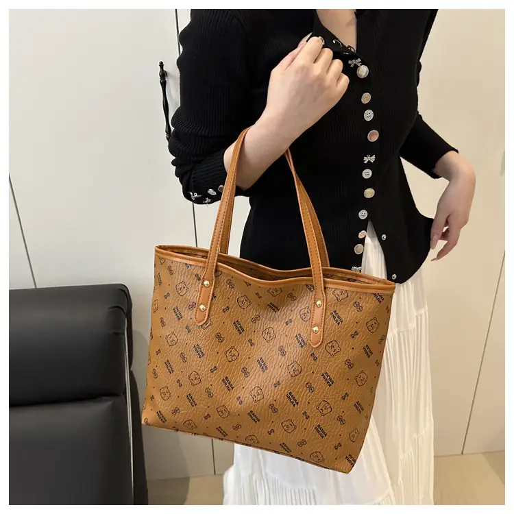 Women's Printed Leather Shoulder Bag Large Capacity 2025 — feature 13