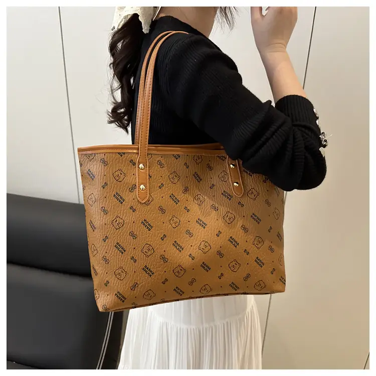 Women's Printed Leather Shoulder Bag Large Capacity 2025 — feature 14
