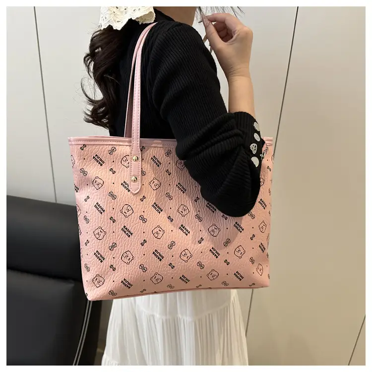 Women's Printed Leather Shoulder Bag Large Capacity 2025 — feature 16