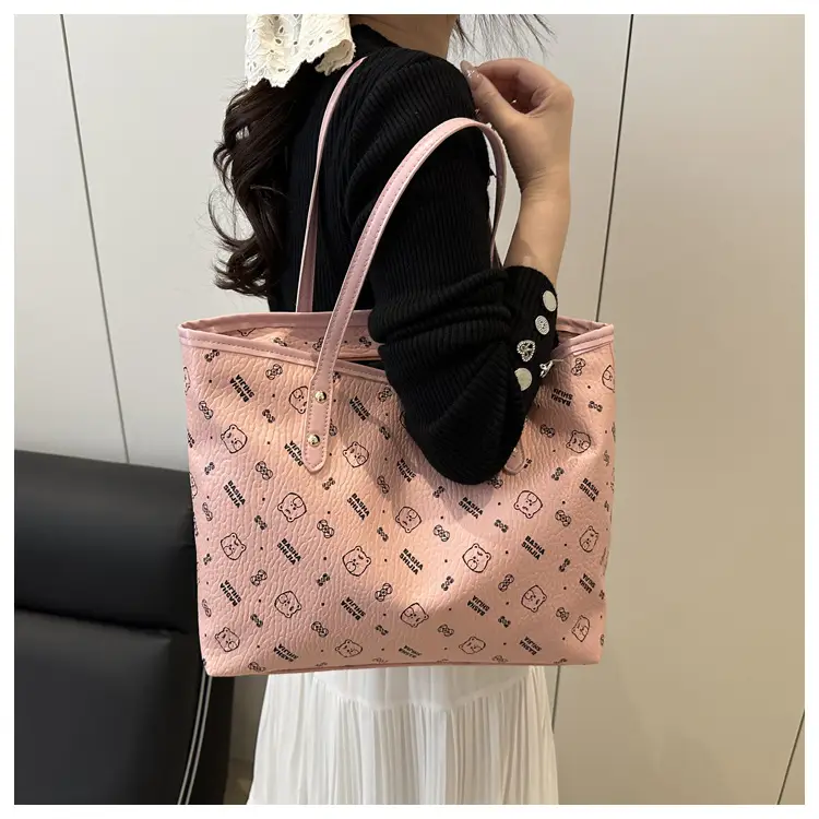 Women's Printed Leather Shoulder Bag Large Capacity 2025 — feature 17