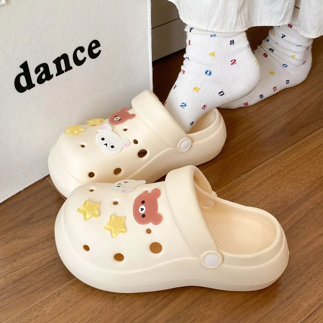 2026 Summer Fashion Dual-Wear Casual Eva Soft Thick-Soled Sandals Cute Tomato 3D Cat Hole Shoes for Women Outdoor Wear - Image 18