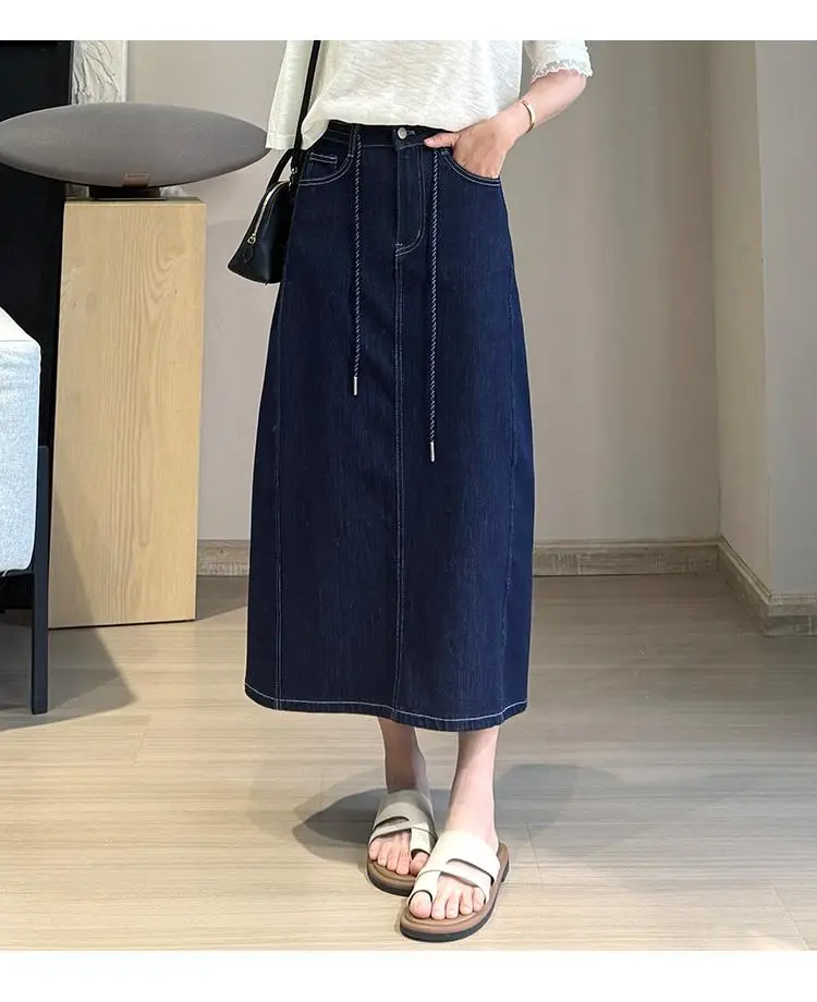 Women Denim Side Slit Skirt Dark Blue — feature 7