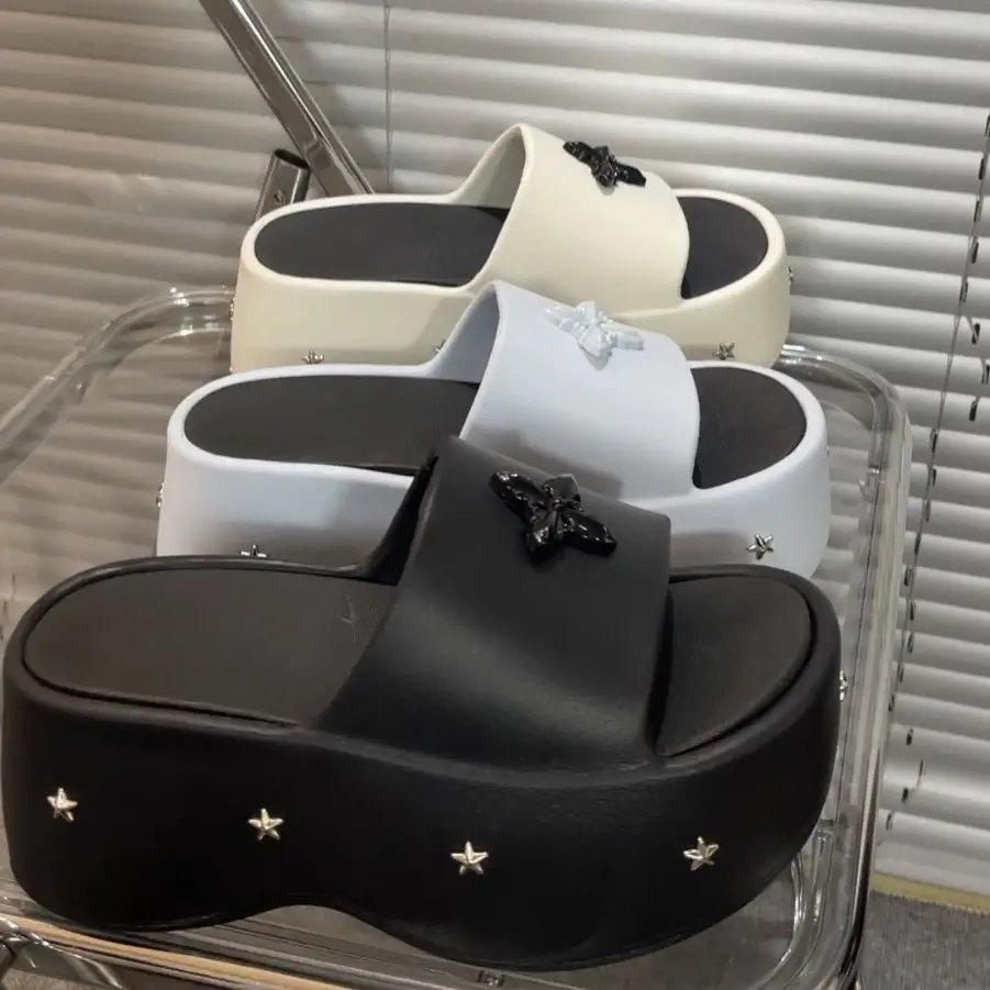 2025 New Punk Style 8cm Thick Bottom Slippers Women's Summer Outer Wear Summer Sandals for Students - Image 5