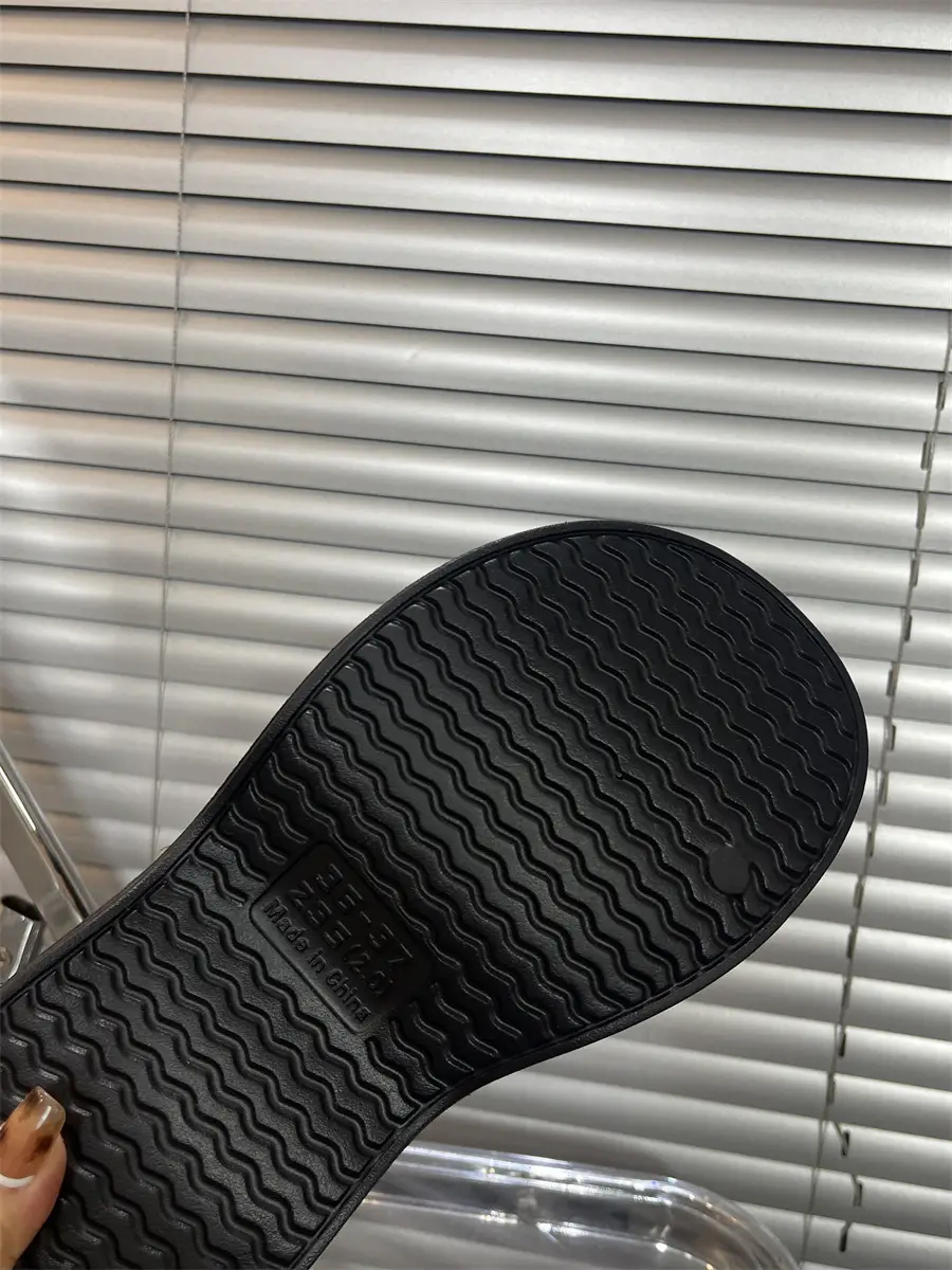 2025 New Punk Style 8cm Thick Bottom Slippers Women's Summer Outer Wear Summer Sandals for Students — feature 10