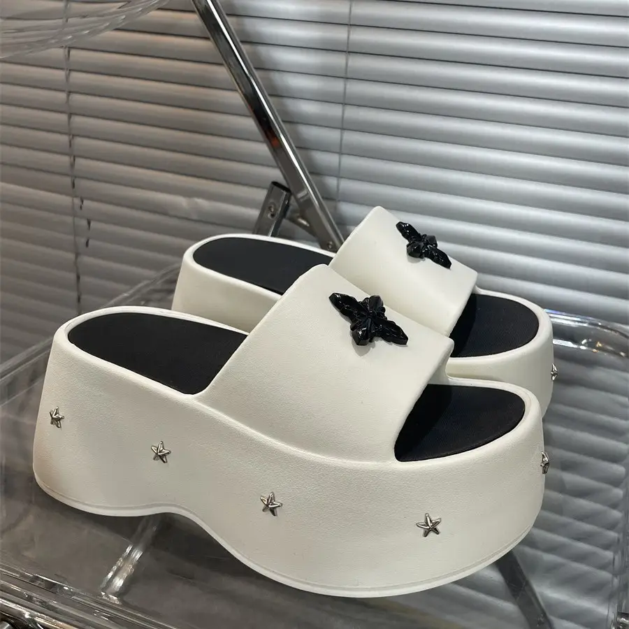 2025 New Punk Style 8cm Thick Bottom Slippers Women's Summer Outer Wear Summer Sandals for Students - Image 3