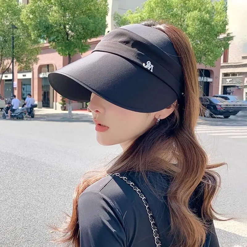 Women Sun Visor Hat with Big Bristle UV Protection - Image 2