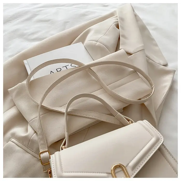 Black Square Shoulder Bag for Women 2026 — feature 21
