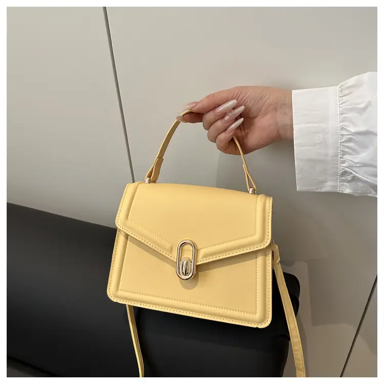 Black Square Shoulder Bag for Women 2026 — feature 29