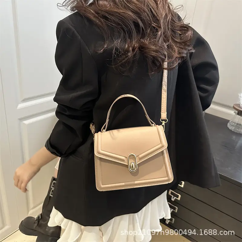 Black Square Shoulder Bag for Women 2026 - Image 4
