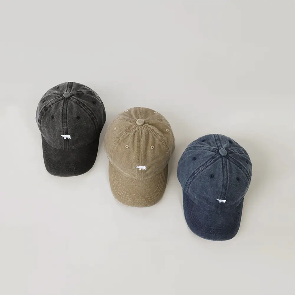 Cute Kids Baseball Cap with Polar Bear Embroidery — feature 2