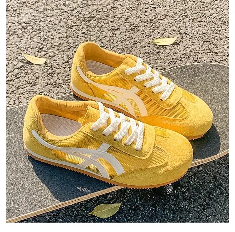 Women Red Mesh Casual Sneakers 2025 — feature 3