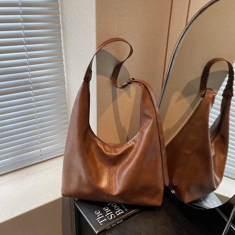 Vintage Leather Shoulder Bag Brown 2025 - Image 2