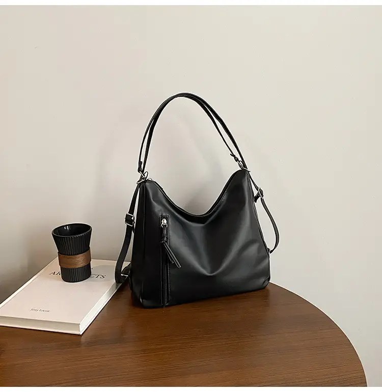 White Korean Style Shoulder Bag for Women - Image 2