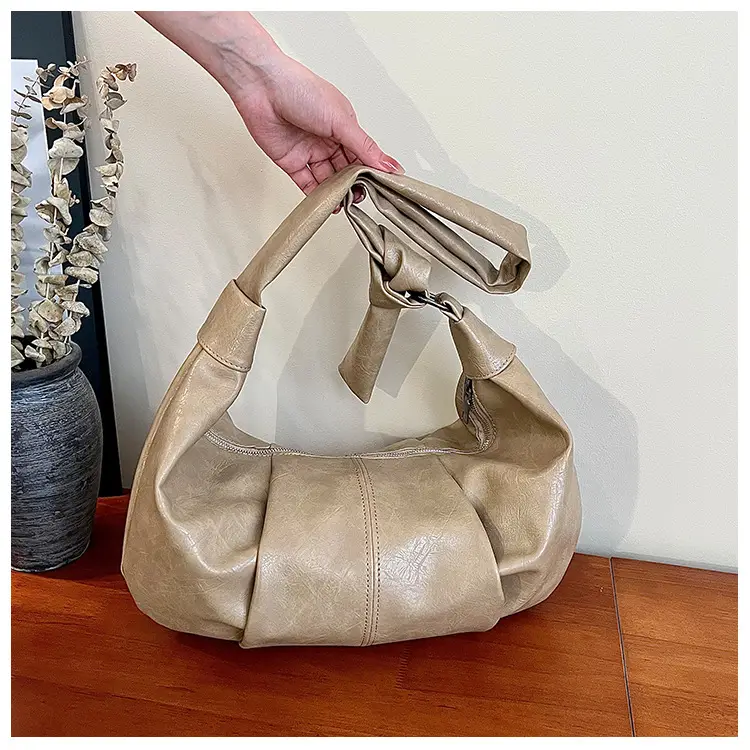 Brown Leather Crossbody Bag for Women Large Capacity — feature 10