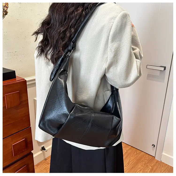 Brown Leather Crossbody Bag for Women Large Capacity — feature 23
