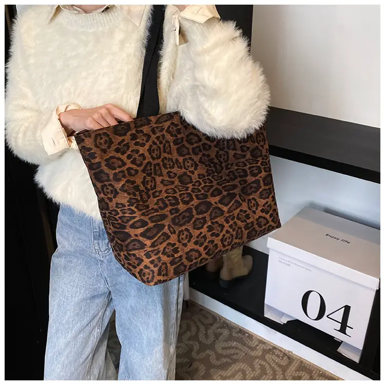 Leopard Print Women's Large Capacity Tote Bag — feature 13