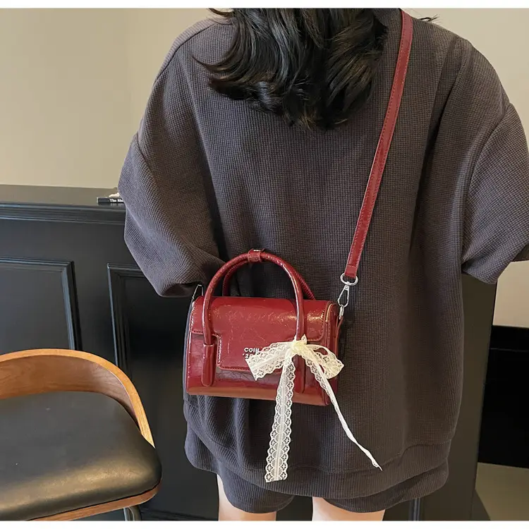 Women Retro Satchel Shoulder Bag Pink Leather 2025 — feature 21