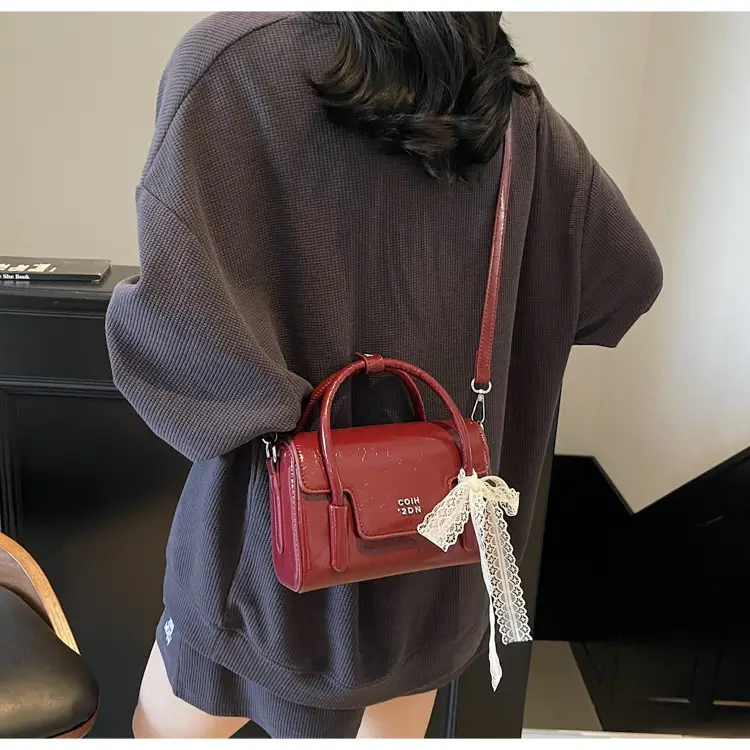Women Retro Satchel Shoulder Bag Pink Leather 2025 — feature 22