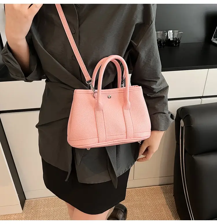 White Leather Hand-Carrying Bucket Bag for Women — feature 12