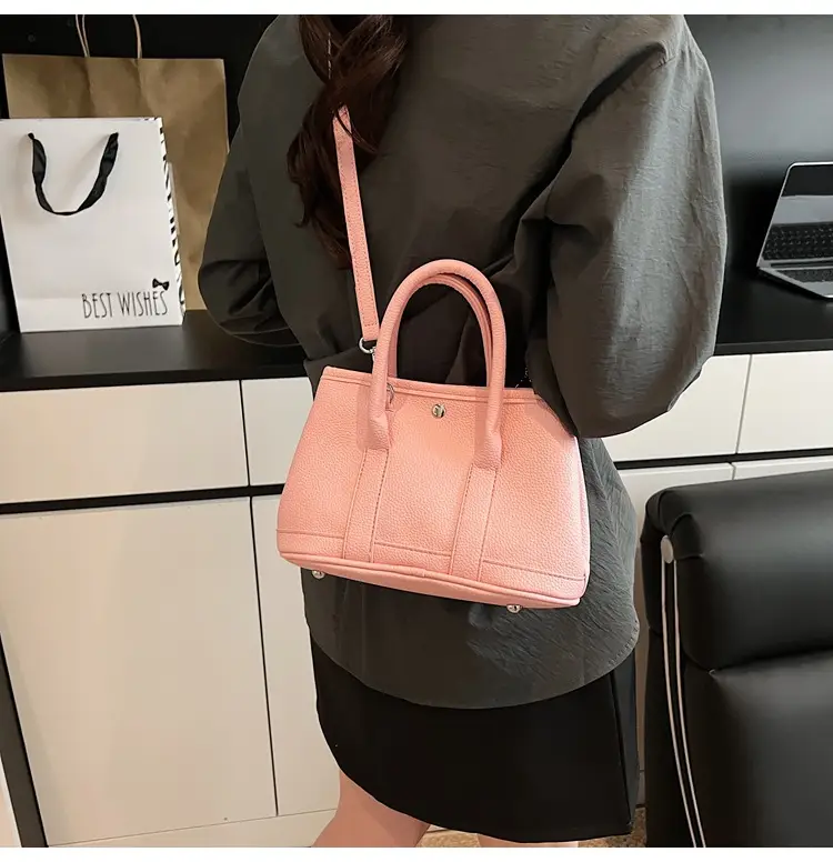White Leather Hand-Carrying Bucket Bag for Women — feature 13