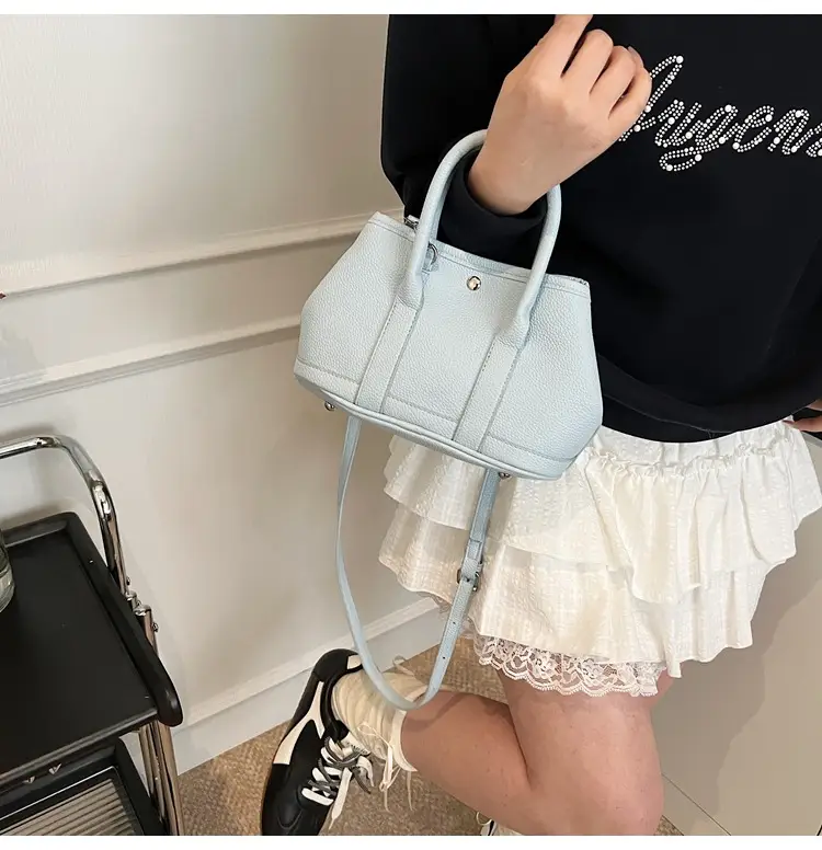 White Leather Hand-Carrying Bucket Bag for Women — feature 20