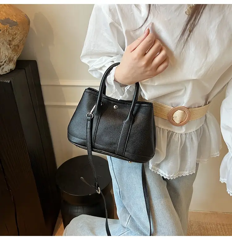 White Leather Hand-Carrying Bucket Bag for Women — feature 30