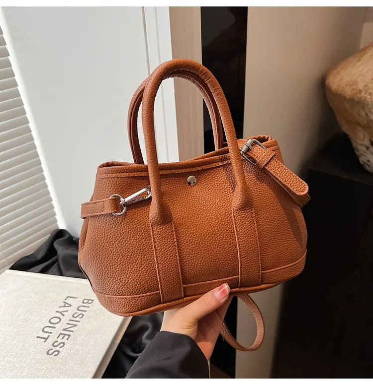 White Leather Hand-Carrying Bucket Bag for Women — feature 35