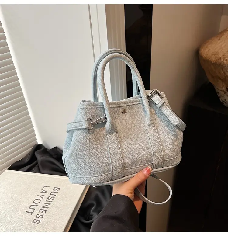 White Leather Hand-Carrying Bucket Bag for Women — feature 39