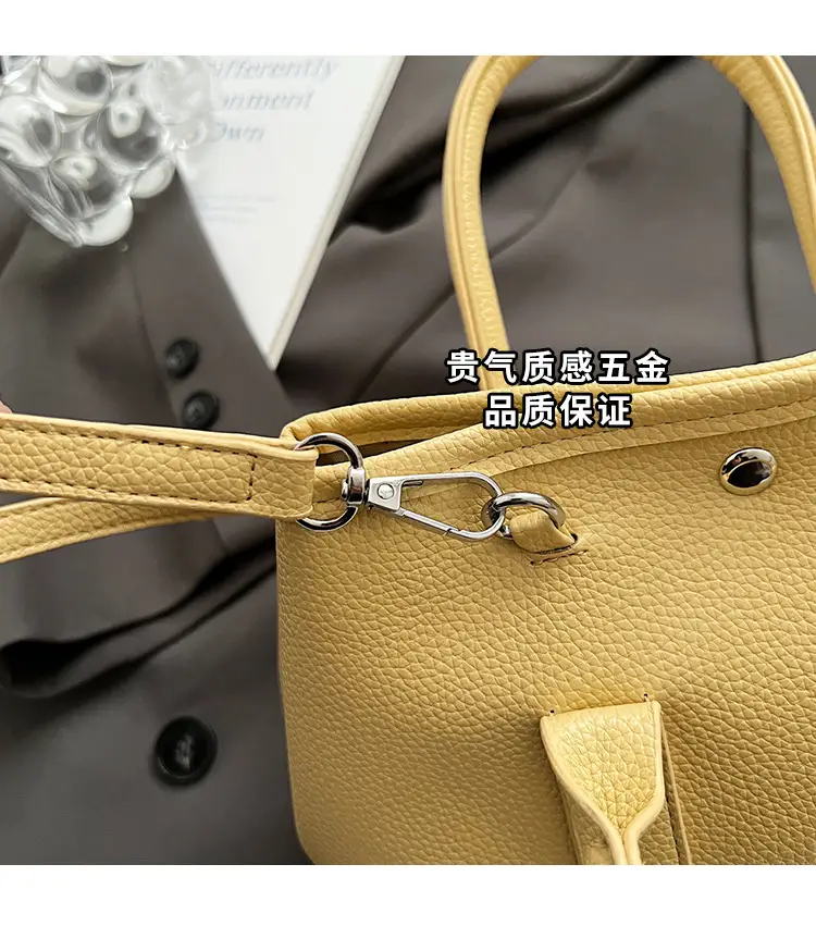 White Leather Hand-Carrying Bucket Bag for Women — feature 4