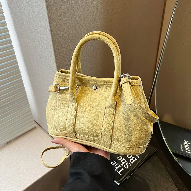 White Leather Hand-Carrying Bucket Bag for Women - Image 2