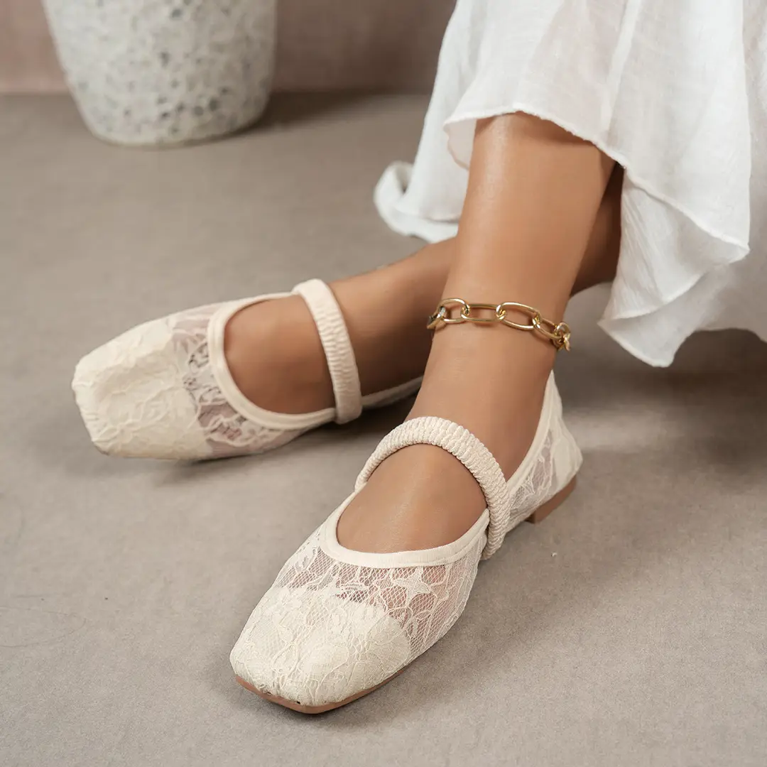 Mesh Breathable Women's Large Size Shoes 2025 Summer New Korean Style Casual Flats Outer Wear Soft Sole Sweet Style — feature 2