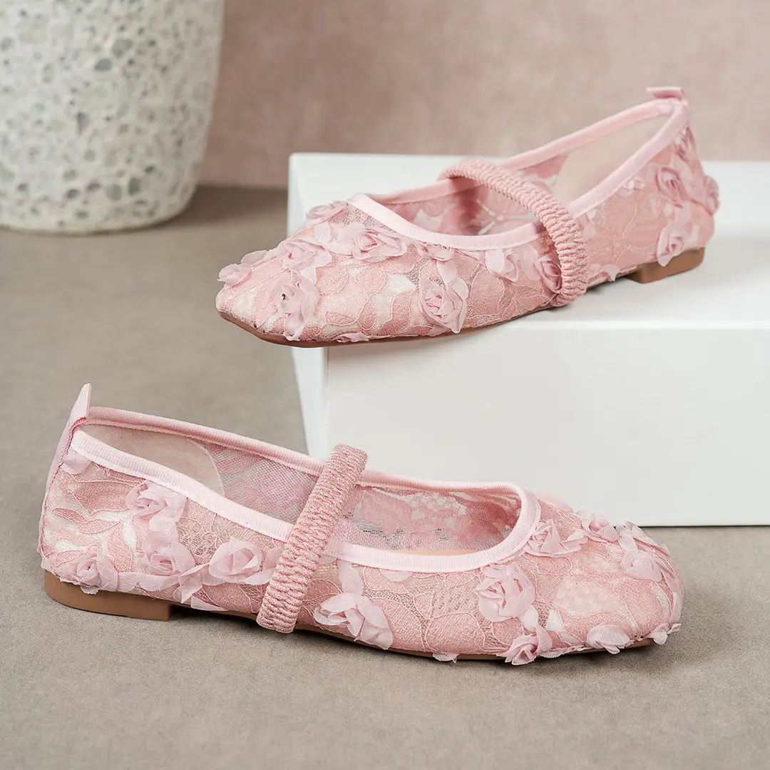 Mesh Breathable Women's Large Size Shoes 2025 Summer New Korean Style Casual Flats Outer Wear Soft Sole Sweet Style — feature 8