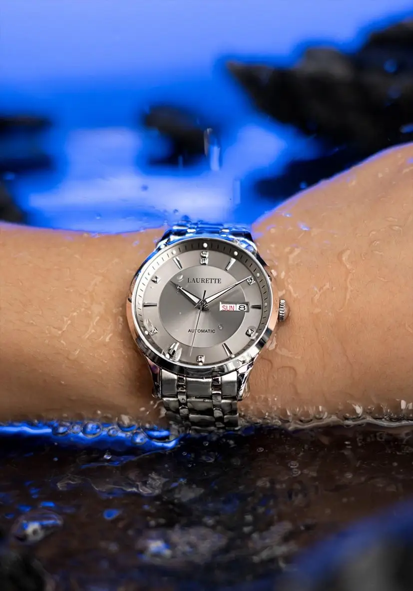 Laurette Men's Quartz Calendar Watch with Stainless Steel Band — feature 18