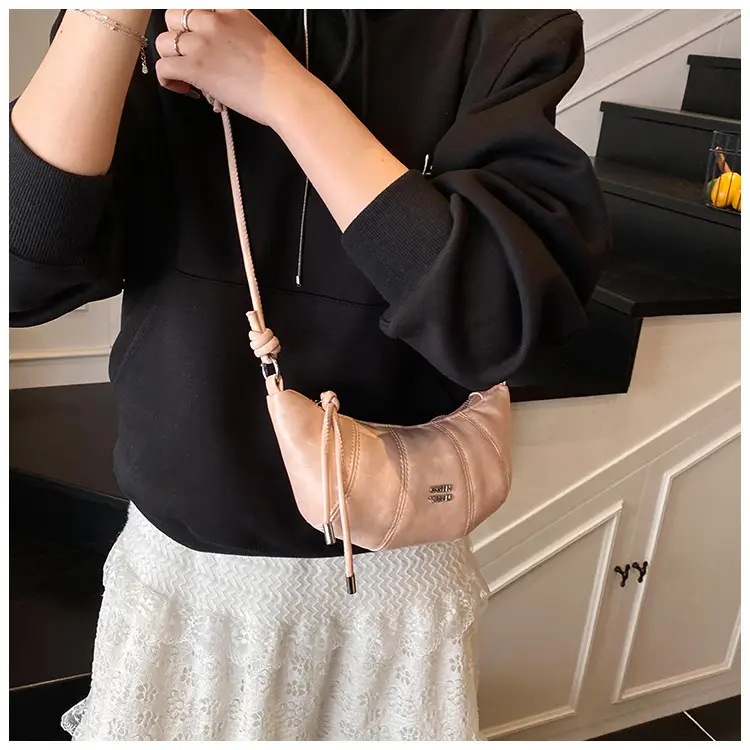 Korean Style Women's Tan Shoulder Bag 2026 New — feature 15